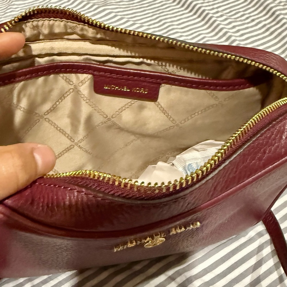 Michael Kors Wine Crossbody Bag - Picture 11 of 13